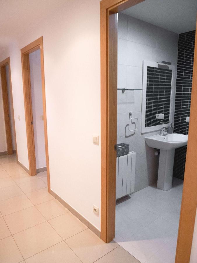 Mestre Tornabell 11 Apartment Bas